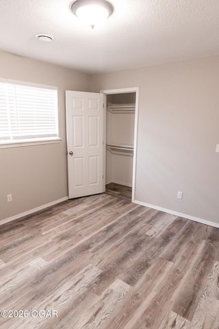 710 Briarbrook Drive, Carl Junction, MO 64834