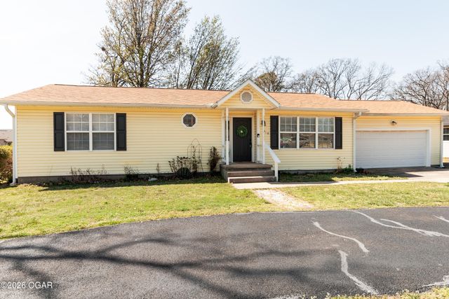 710 Briarbrook Drive, Carl Junction, MO 64834