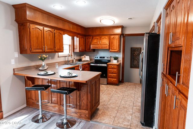 710 Briarbrook Drive, Carl Junction, MO 64834