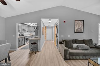 655 BURTONS COVE WAY #14, Annapolis, MD 21401
