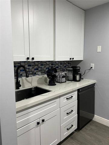 2818 SW 14TH DRIVE 107, Gainesville, FL 32608