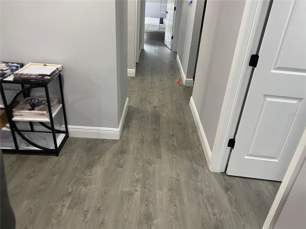 Image 4 of property listing at 2818 SW 14TH DRIVE 107, Gainesville, FL 32608