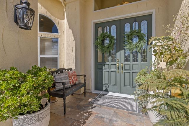 6614 W Vassar Avenue, Visalia, CA 93277