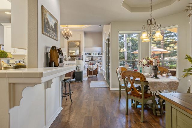 6614 W Vassar Avenue, Visalia, CA 93277