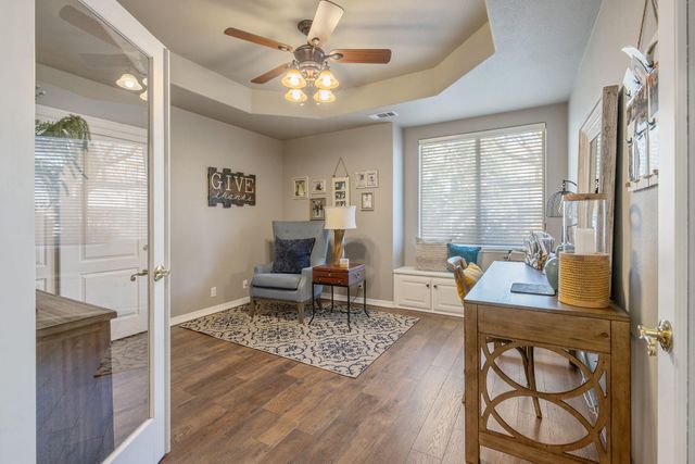 6614 W Vassar Avenue, Visalia, CA 93277