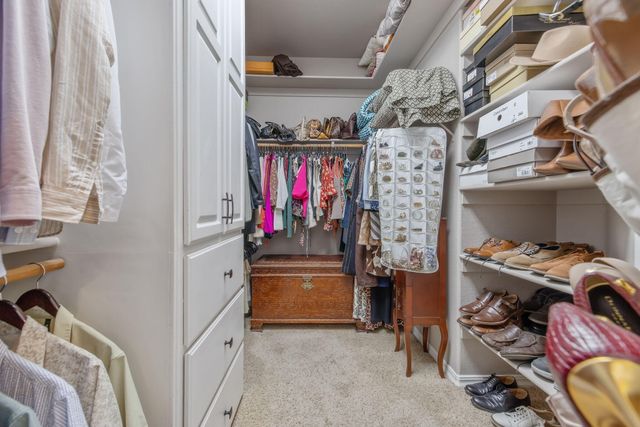 6614 W Vassar Avenue, Visalia, CA 93277