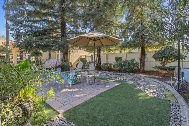 6614 W Vassar Avenue, Visalia, CA 93277