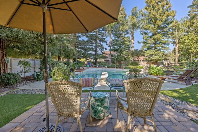 6614 W Vassar Avenue, Visalia, CA 93277