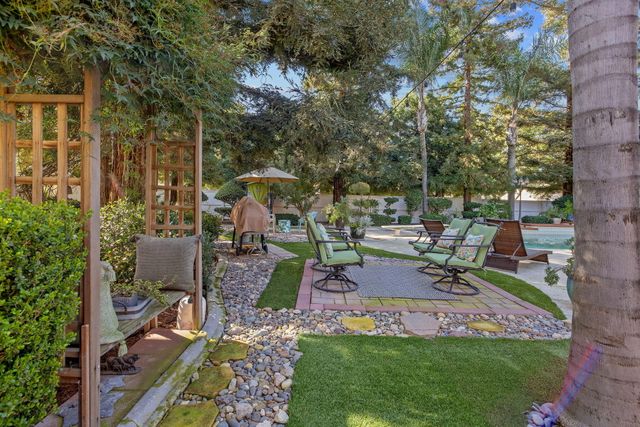 6614 W Vassar Avenue, Visalia, CA 93277