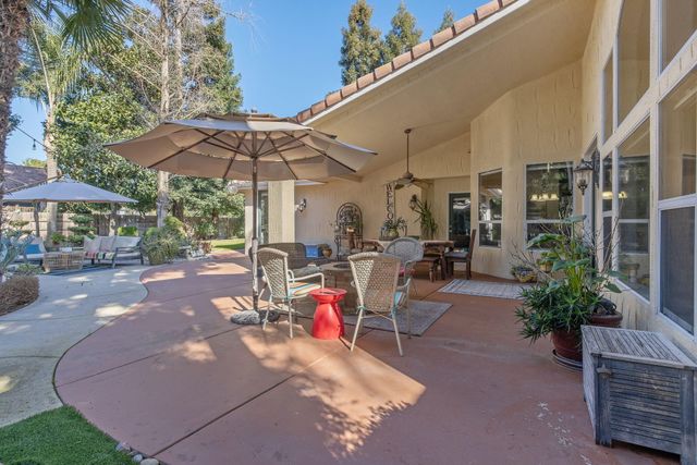 6614 W Vassar Avenue, Visalia, CA 93277