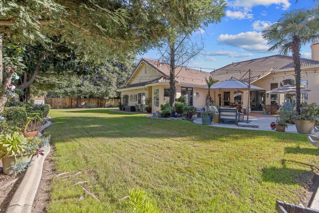 6614 W Vassar Avenue, Visalia, CA 93277