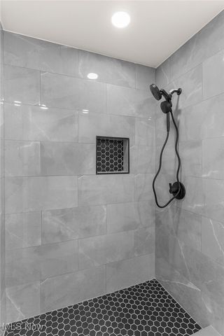 71 Hilltop Boulevard, Canfield, OH 44406