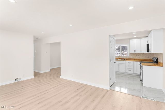 71 Hilltop Boulevard, Canfield, OH 44406