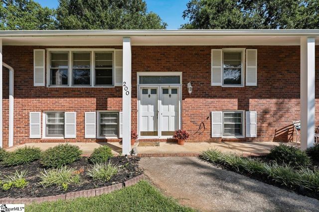200 Eastcliffe Way, Greenville, SC 29611