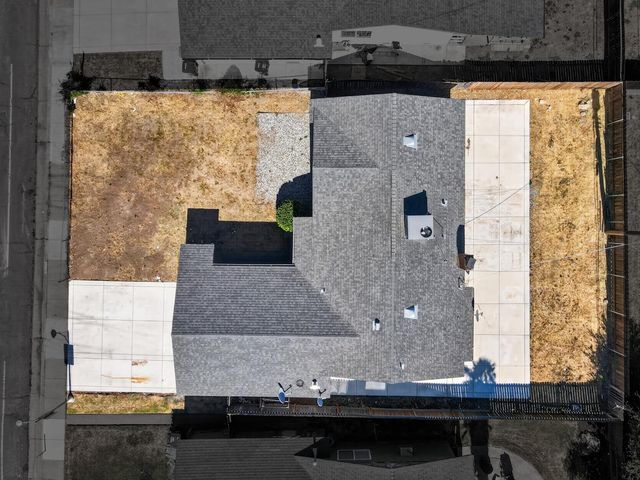 2176 68TH Ave, Sacramento, CA 95822