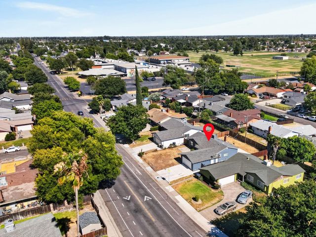 2176 68TH Ave, Sacramento, CA 95822