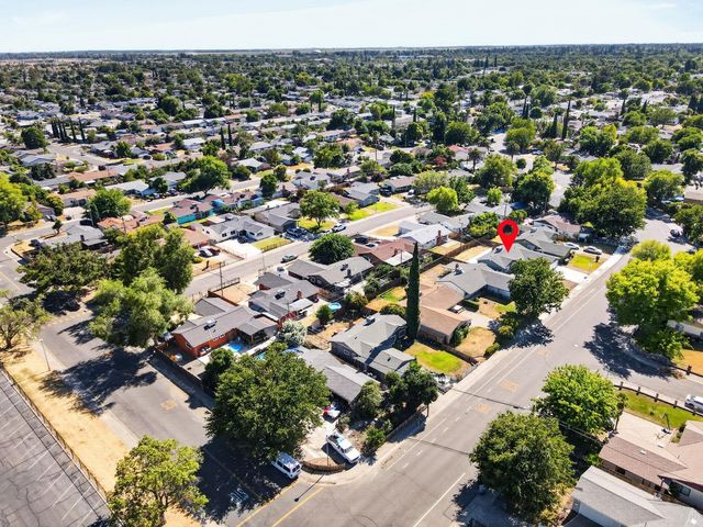 2176 68TH Ave, Sacramento, CA 95822