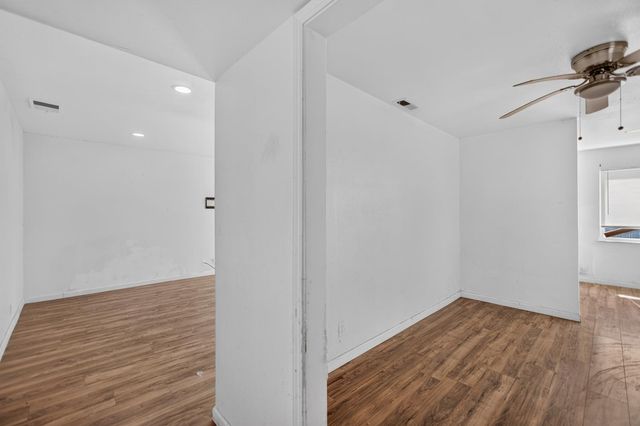 2176 68TH Ave, Sacramento, CA 95822
