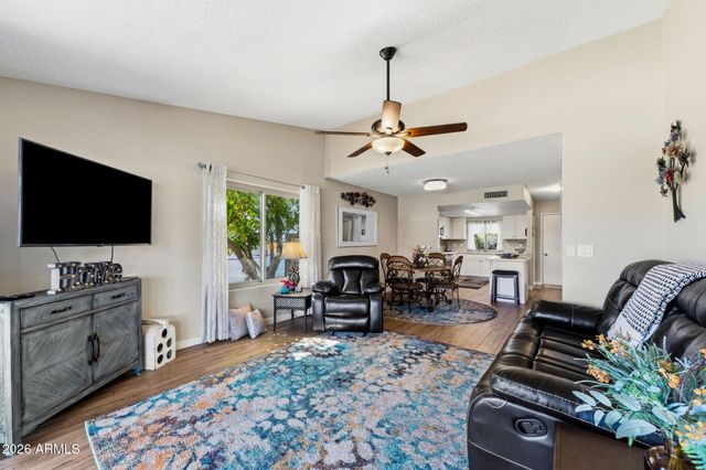 671 LEISURE WORLD --, Mesa, AZ 85206