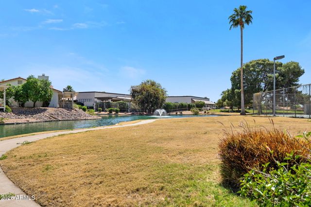 671 LEISURE WORLD --, Mesa, AZ 85206