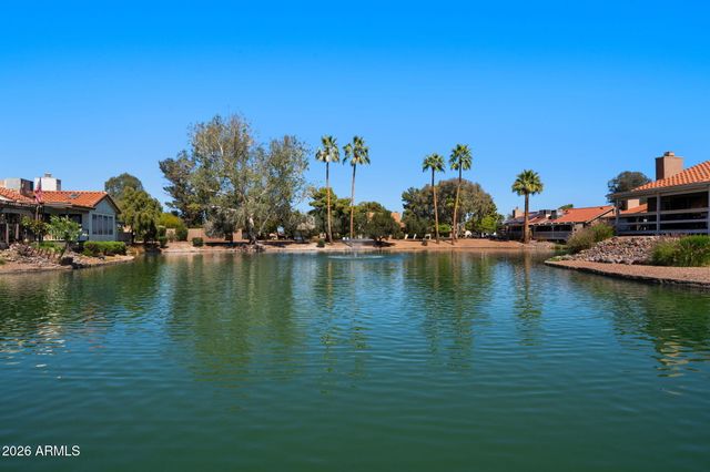 671 LEISURE WORLD --, Mesa, AZ 85206