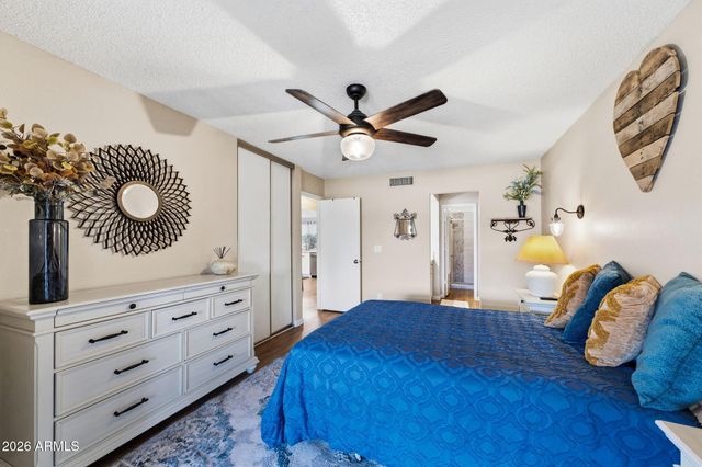 671 LEISURE WORLD --, Mesa, AZ 85206