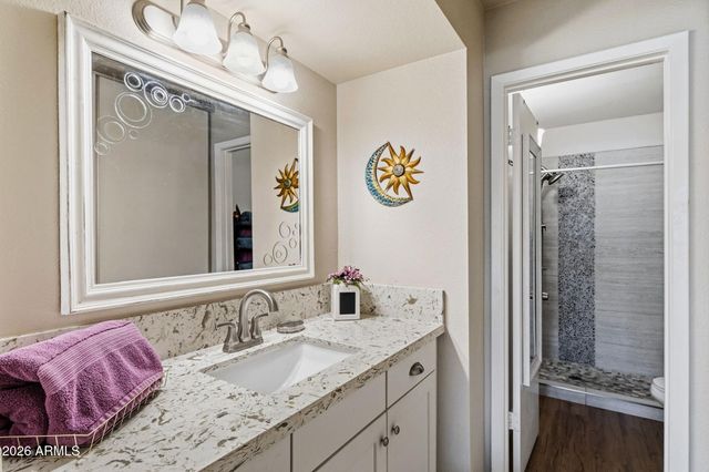 671 LEISURE WORLD --, Mesa, AZ 85206