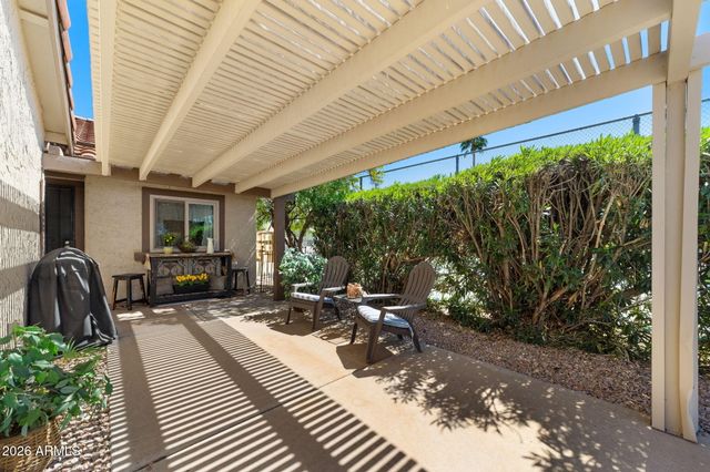 671 LEISURE WORLD --, Mesa, AZ 85206