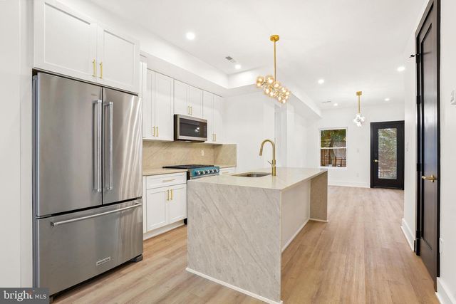 1431 MONROE ST NW, Washington, DC 20010