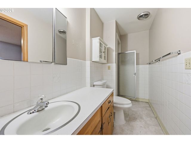 8855 Sw OMARA St, Portland, OR 97223