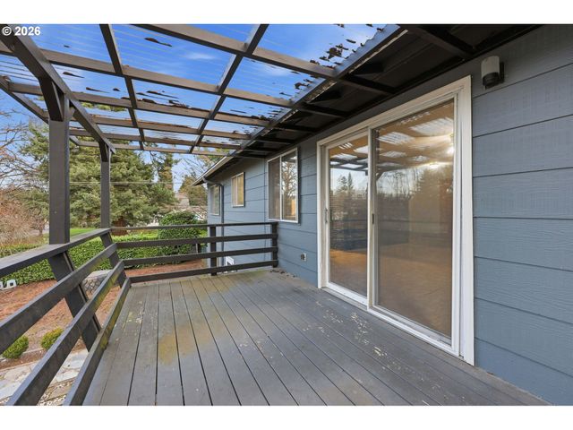 8855 Sw OMARA St, Portland, OR 97223