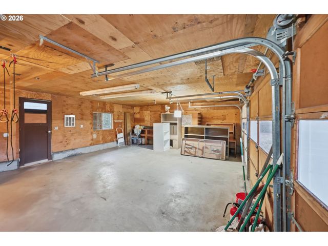 8855 Sw OMARA St, Portland, OR 97223