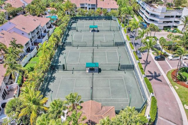 21050 Point Pl 302, Aventura, FL 33180