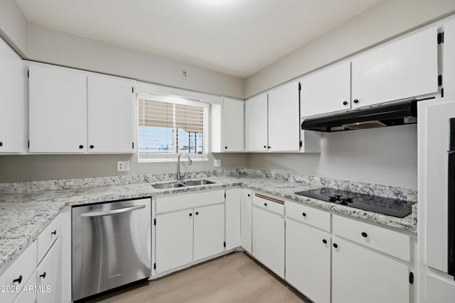 1221 E ELM Street, Phoenix, AZ 85014