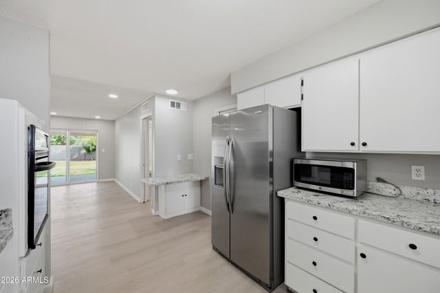 1221 E ELM Street, Phoenix, AZ 85014