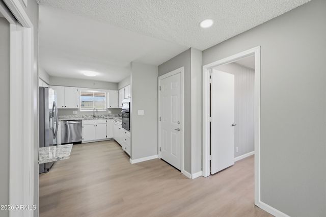 1221 E ELM Street, Phoenix, AZ 85014