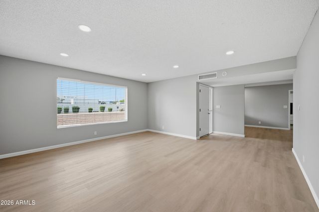 1221 E ELM Street, Phoenix, AZ 85014