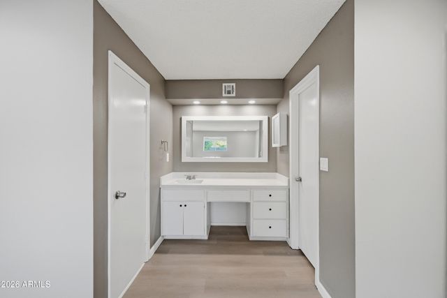 1221 E ELM Street, Phoenix, AZ 85014