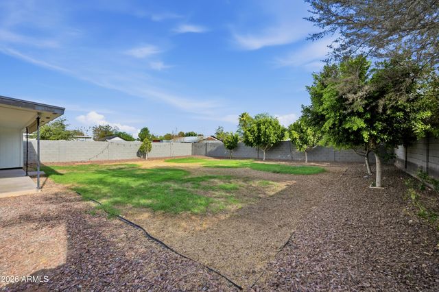 1221 E ELM Street, Phoenix, AZ 85014