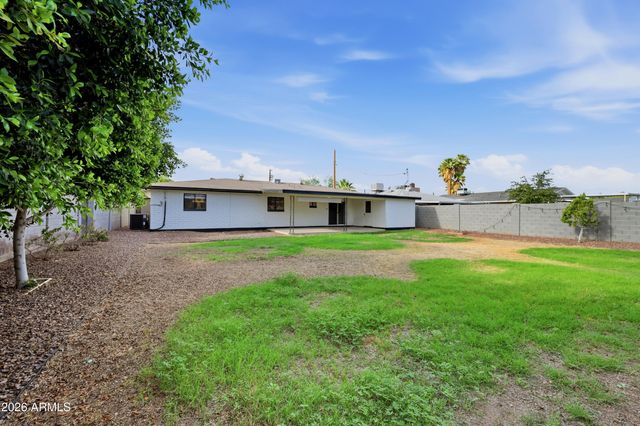 1221 E ELM Street, Phoenix, AZ 85014