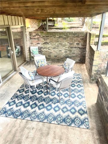 420 Skyline Drive, Russellville, AR 72802