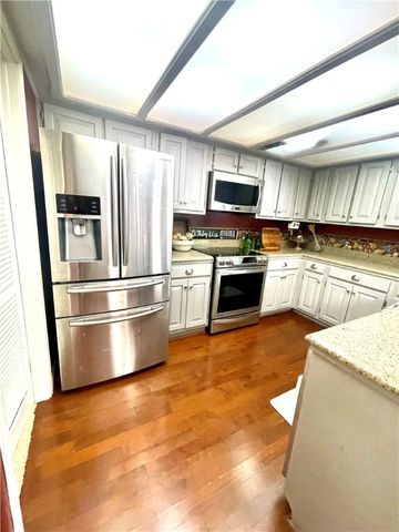 420 Skyline Drive, Russellville, AR 72802