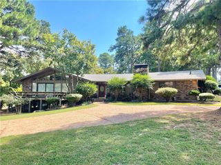 420 Skyline Drive, Russellville, AR 72802