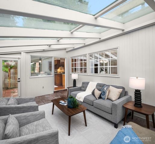 12535 SE 15th Street, Bellevue, WA 98005