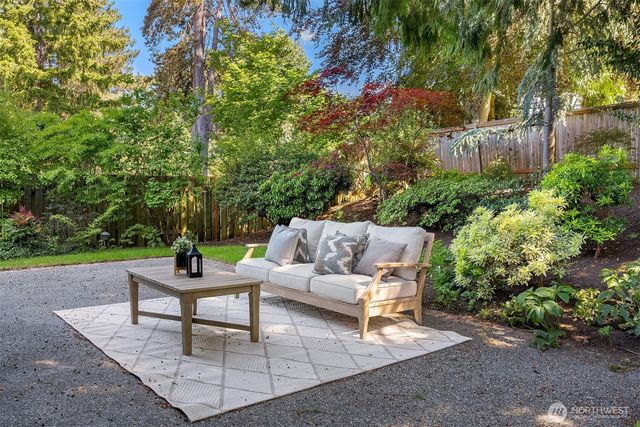 12535 SE 15th Street, Bellevue, WA 98005