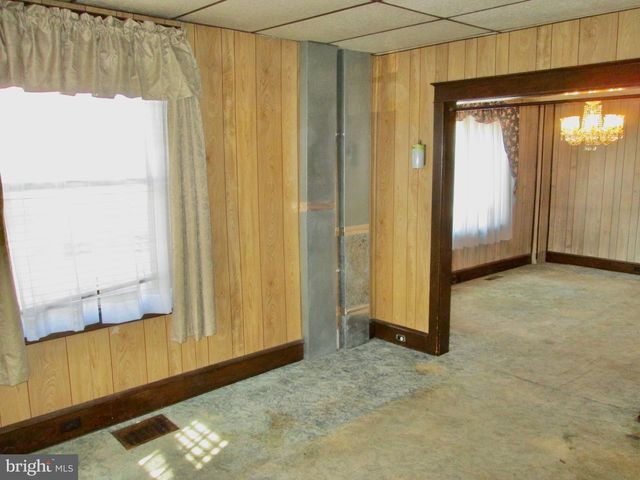 701 ALTON AVE, Reading, PA 19605