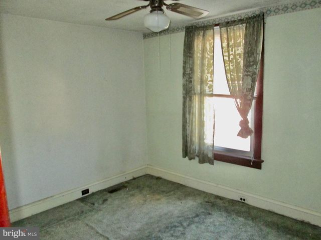 701 ALTON AVE, Reading, PA 19605