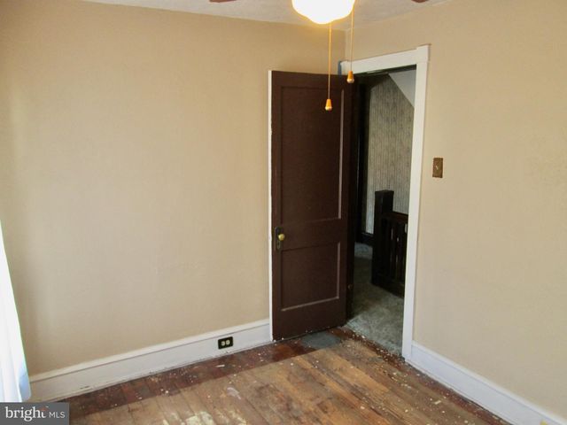 701 ALTON AVE, Reading, PA 19605