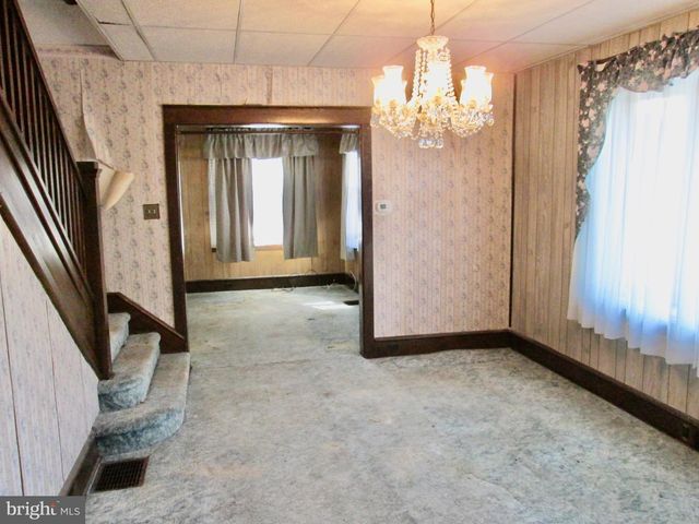 701 ALTON AVE, Reading, PA 19605