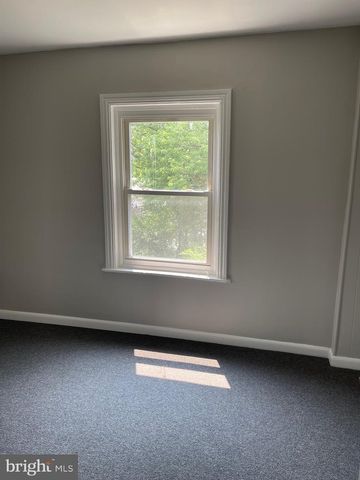 215 CHAPEL AVE, Parkesburg, PA 19365